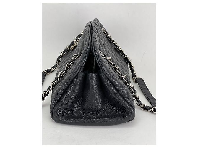CHANEL Just Mademoiselle Borsa a Spalla in Caviar Trapuntato Nero - vista 3