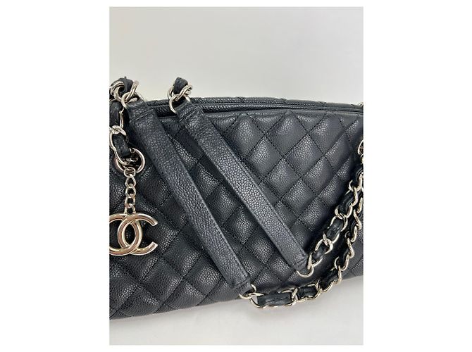 CHANEL Just Mademoiselle Borsa a Spalla in Caviar Trapuntato Nero - vista 6
