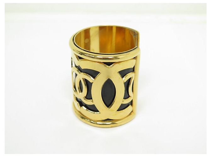 BRACCIALE VINTAGE CHANEL MANCHETTE LOGO CC 1970 T17 METALLO DORATO EMAIL NERO BANGLE D'oro - vista 2