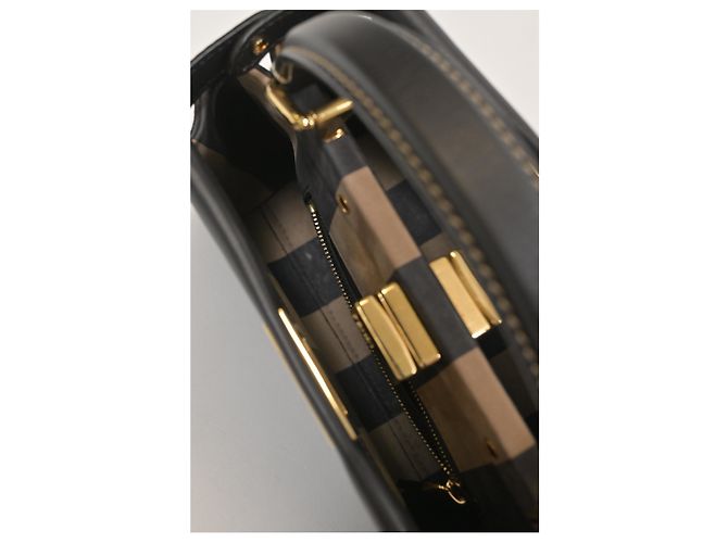 Borsa Mini Peekaboo Fendi in pelle marrone scuro - vista 17