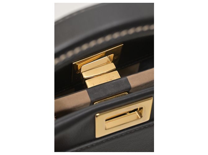 Borsa Mini Peekaboo Fendi in pelle marrone scuro - vista 18