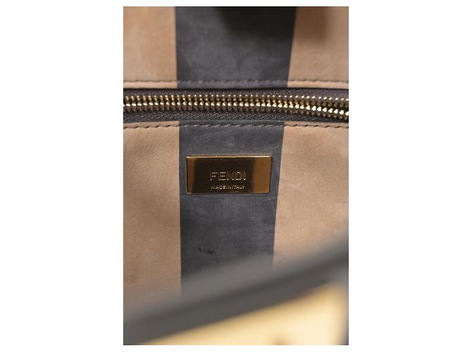 Borsa Mini Peekaboo Fendi in pelle marrone scuro - vista 19