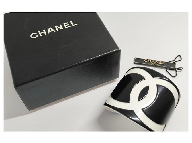 Coco Crush Chanel Klassisches Chic-Armband 2001 Schwarz - Ansicht 3