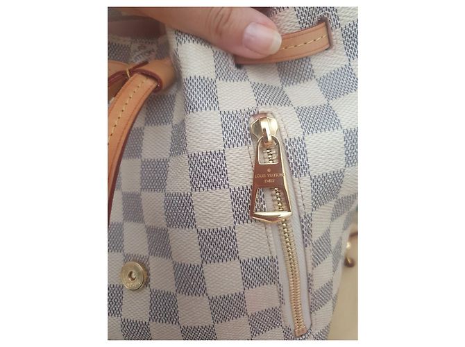 Louis Vuitton Sperone bb damier azur Beige - vista 10