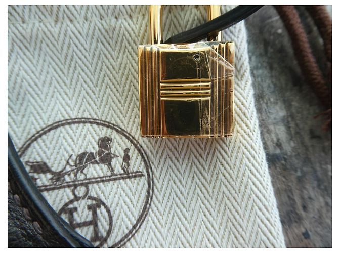 Glocke, Zugband, neues Hermès Vorhängeschloss für Kelly- oder Birkin-Handtasche Braun Dunkelbraun - Ansicht 3