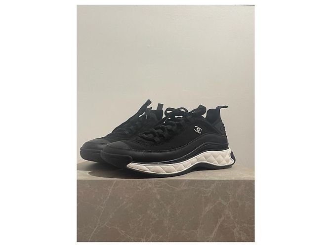 Sneakers CHANEL T.EU 44 Tessuto Nero - vista 3