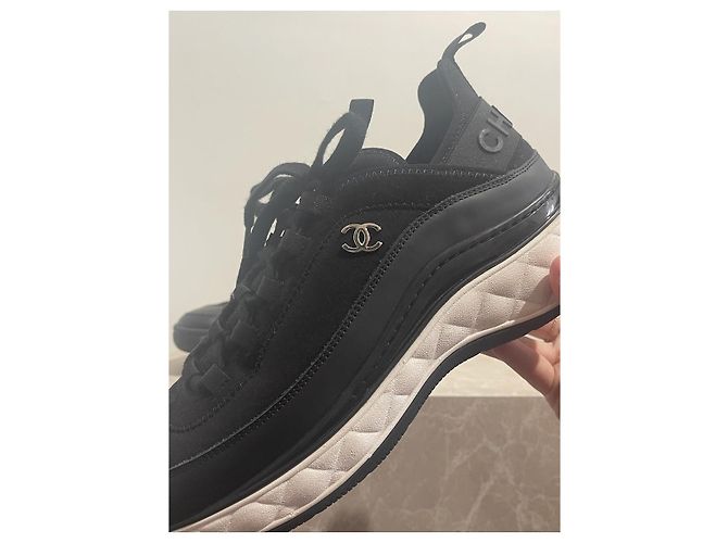 Sneakers CHANEL T.EU 44 Tessuto Nero - vista 4