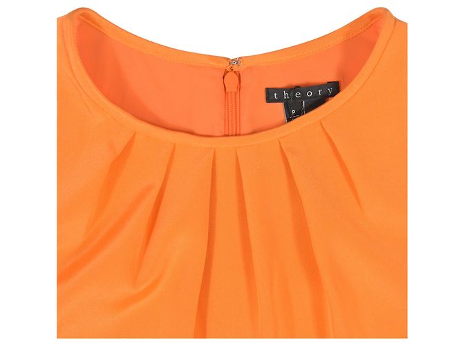 Top Halter Theory en seda naranja - vista 4