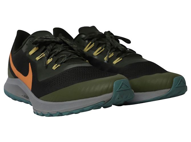 Nike Air Zoom Pegasus 36 Trail Sneaker aus Sequioa-Mesh und Gummi - Ansicht 3