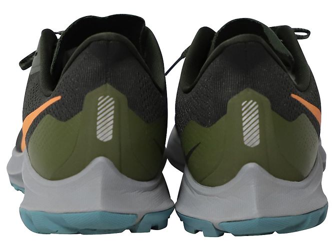 Nike Air Zoom Pegasus 36 Trail Sneaker aus Sequioa-Mesh und Gummi - Ansicht 4