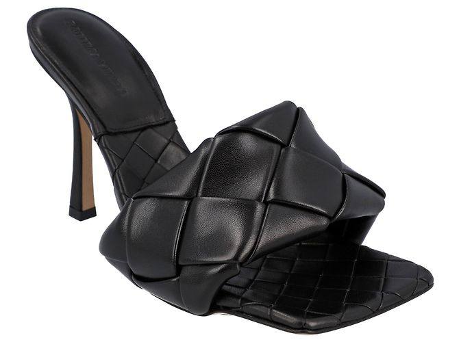 Mule Lido nero di Bottega Veneta - vista 2