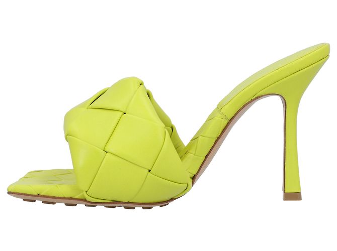 Mule Lido giallo di Bottega Veneta - vista 3