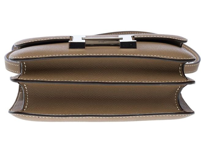 Hermès Sac HERMES Constance en Cuir Étoupe - 101999 Taupe - vue 12