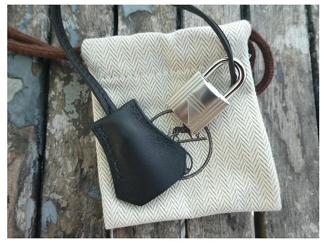 Glocke, Reißverschluss, neues hermès Vorhängeschloss für Kelly- oder Birkin-Handtasche Schwarz - Ansicht 2