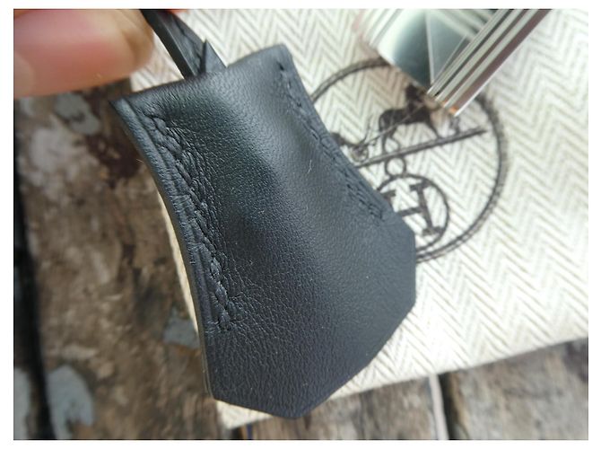 Glocke, Reißverschluss, neues hermès Vorhängeschloss für Kelly- oder Birkin-Handtasche Schwarz - Ansicht 3