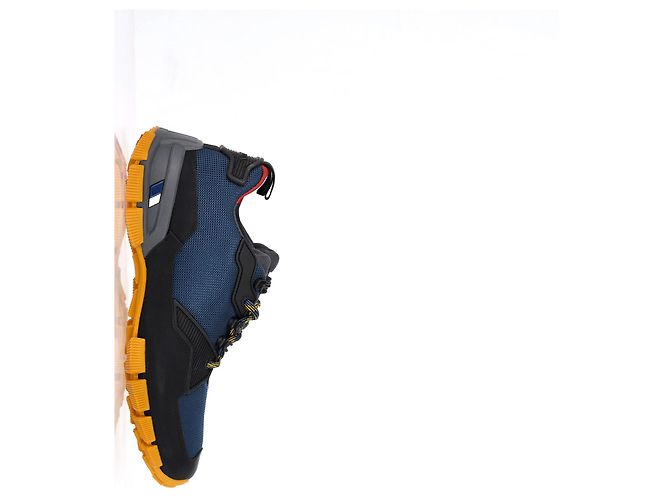 Sneakers con lacci Prada Sport in rete blu e gomma - vista 10