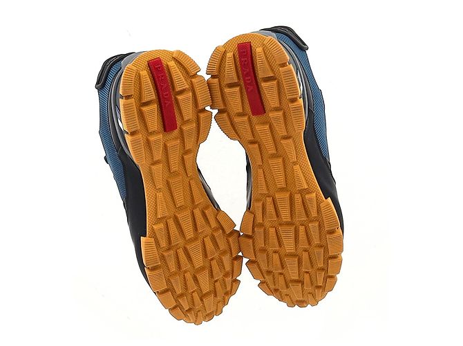 Sneakers con lacci Prada Sport in rete blu e gomma - vista 18