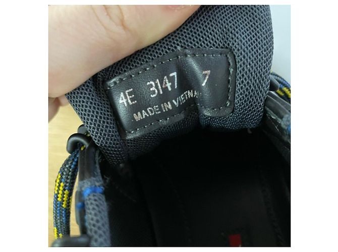 Sneakers con lacci Prada Sport in rete blu e gomma - vista 7