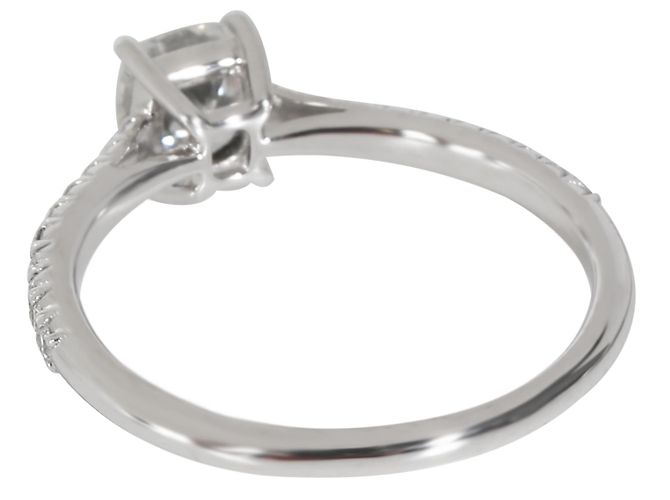 Anello di fidanzamento Tiffany & Co. Novo con diamante modificato a cuscino da 0,89 ct - vista 4