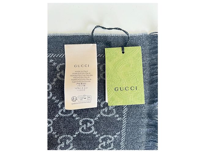 Gucci Wendeschal GG Monogramm Grau Wolle - Ansicht 4