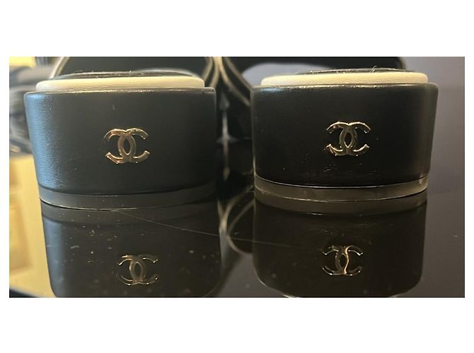 Chanel Lammfell bestickte CC Mule Sandale 37 Schwarz Weiß - Ansicht 3