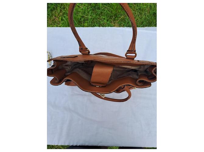 Borsa Michael Kors Hamilton Cammello - vista 7