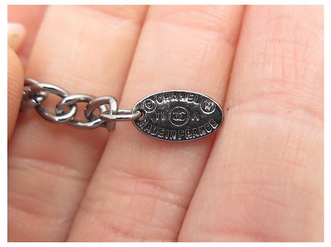 COLLANA CHANEL SAUTOIR PERLE NERE E BIANCHE LOGO CC 120 CM Argento - vista 4