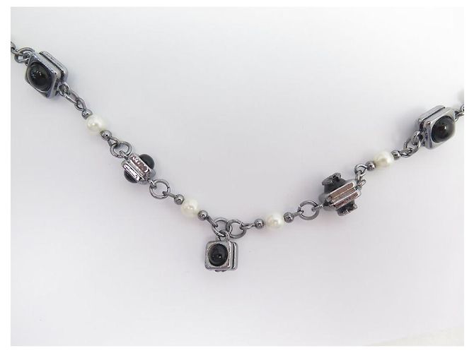 COLLANA CHANEL SAUTOIR PERLE NERE E BIANCHE LOGO CC 120 CM Argento - vista 9