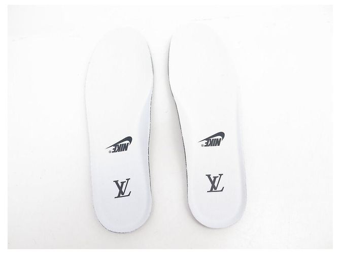 NUOVE SCARPE LOUIS VUITTON X NIKE AIR FORCE 1 LOW ABLOH 1A9V9W 9 43 - vista 12