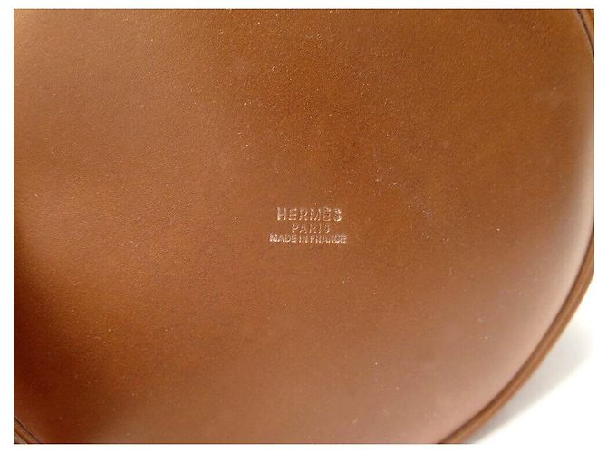 Hermès BORSA A MANO HERMES SEAU MANGEOIRE IN PELLE D'ORO GULLIVER Marrone - vista 7