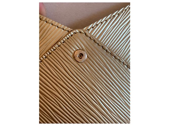 Louis Vuitton Regalos VIP Dorado - vista 3