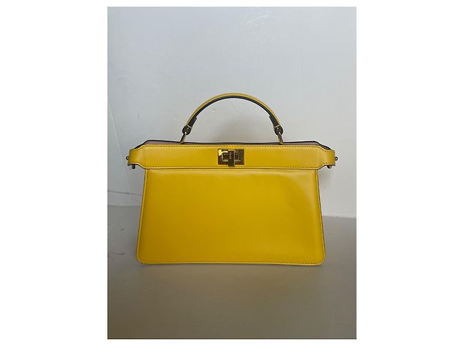 Borsa Fendi Peekaboo I SEE U in pelle di struzzo gialla Giallo - vista 2