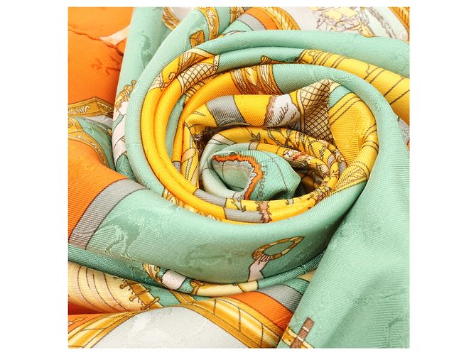Hermès Foulard in seta HERMES "Le Géographe" progettato da Sandra Laroche Rosso - vista 15