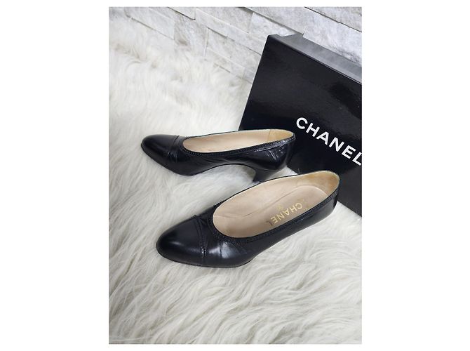 Décolleté Chanel in pelle nera Nero - vista 6
