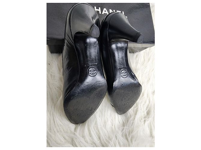 Décolleté Chanel in pelle nera Nero - vista 7