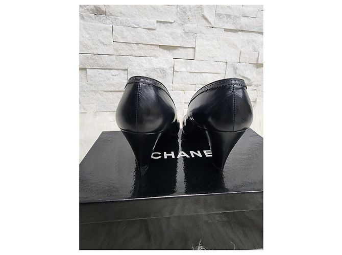 Décolleté Chanel in pelle nera Nero - vista 9