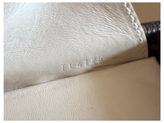 Borsa Louis Vuitton Petite Malle Monogram Monogramma - vista 11