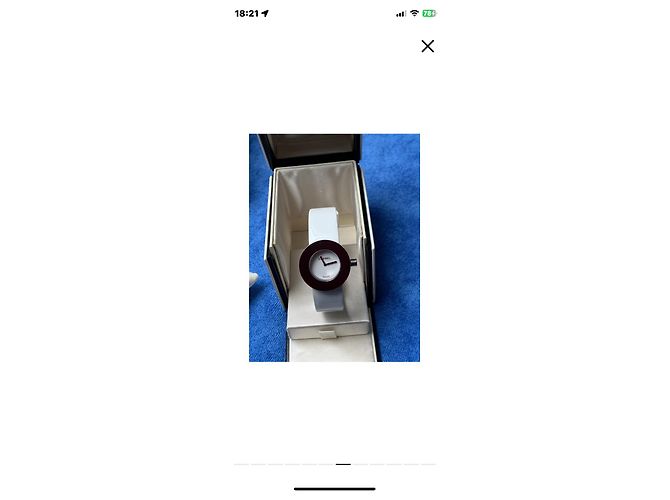 La Ronde Montre Chanel Ronde Acier et Cuir Vernis Blanc - vue 5