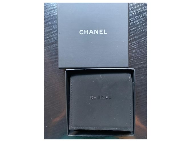 Orecchini a cerchio Chanel neri palladium Nero - vista 8
