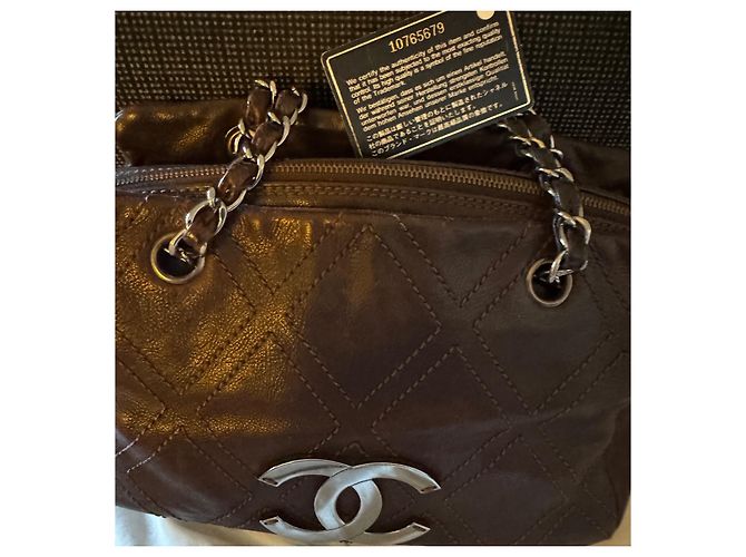 Trendy CC Borsa a mano Chanel in pelle marrone - vista 2