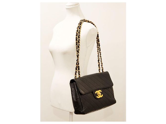 Borsa a tracolla Chanel Timeless Classic Jumbo Nero - vista 22