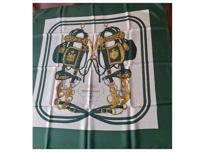 Foulard Hermès in seta Verde Nastri da gala verdi Verde scuro - vista 3