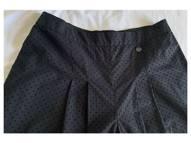Chanel Pantalones Anchos Negros de Algodón Perforados - vista 6