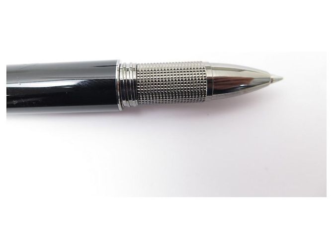 PENNA A SFERA MONTBLANC STARWALKER ULTRA BLACK IN RESINA PREZIOSA Nero - vista 4