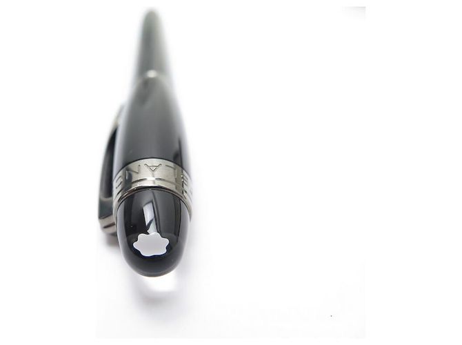 PENNA A SFERA MONTBLANC STARWALKER ULTRA BLACK IN RESINA PREZIOSA Nero - vista 8