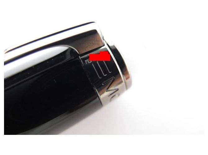 PENNA A SFERA MONTBLANC STARWALKER ULTRA BLACK IN RESINA PREZIOSA Nero - vista 9
