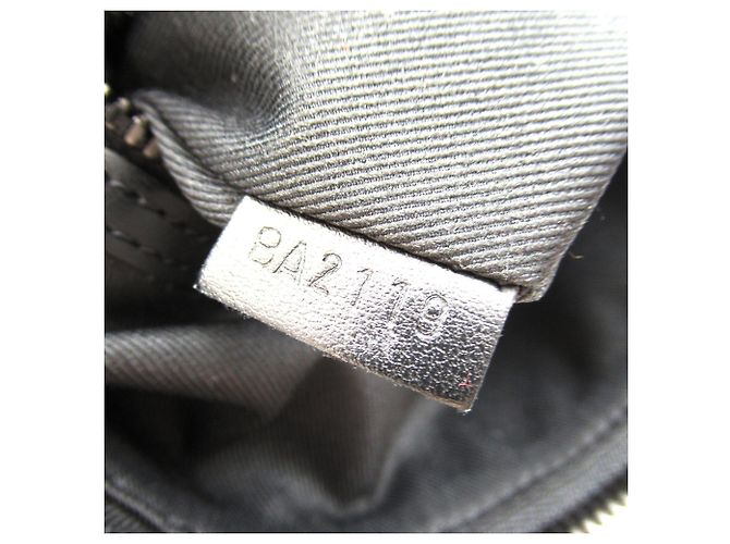 Louis Vuitton Keepall Bandoulière 50 Noir - vue 6