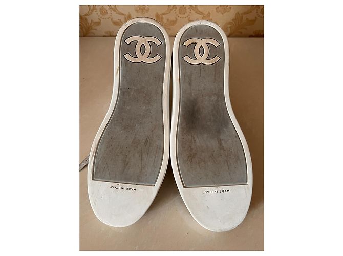 Sneakers Chanel in pelle bianca Bianco - vista 8