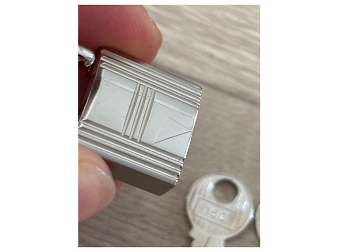 Glänzendes silbernes Stahl-Hermès-Schloss für Kelly oder Birkin Silber Hardware - Ansicht 6