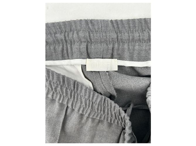 Autre Marque Pantalones Arket T.FR 38 Lana Gris - vista 3